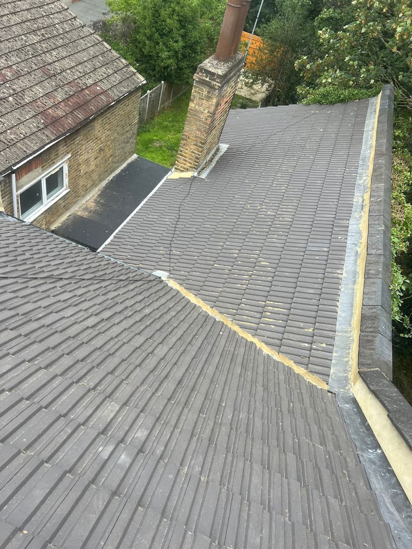 Roofer Defender Ltd — Photos 1